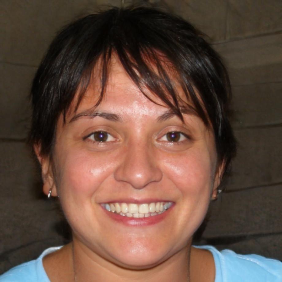 Coordinadora de alianzas estratégicas tavrenolix